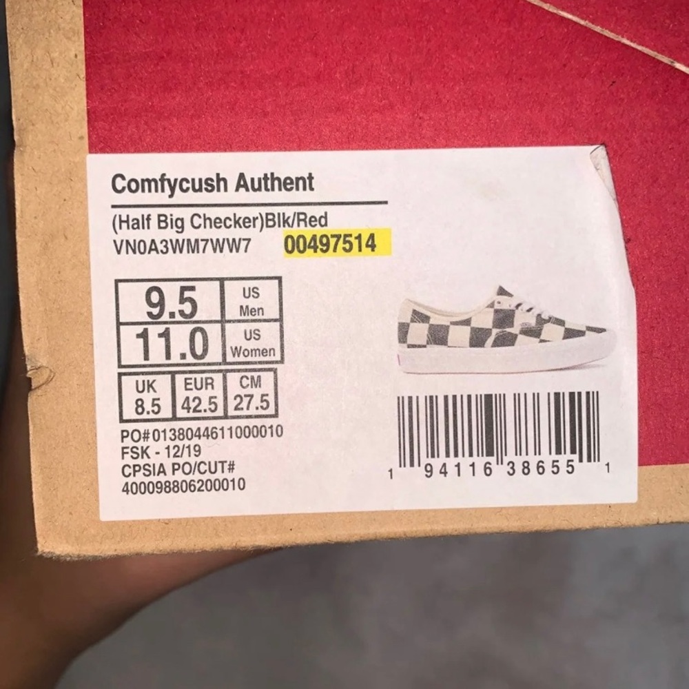Vans - Picture 3 of 3